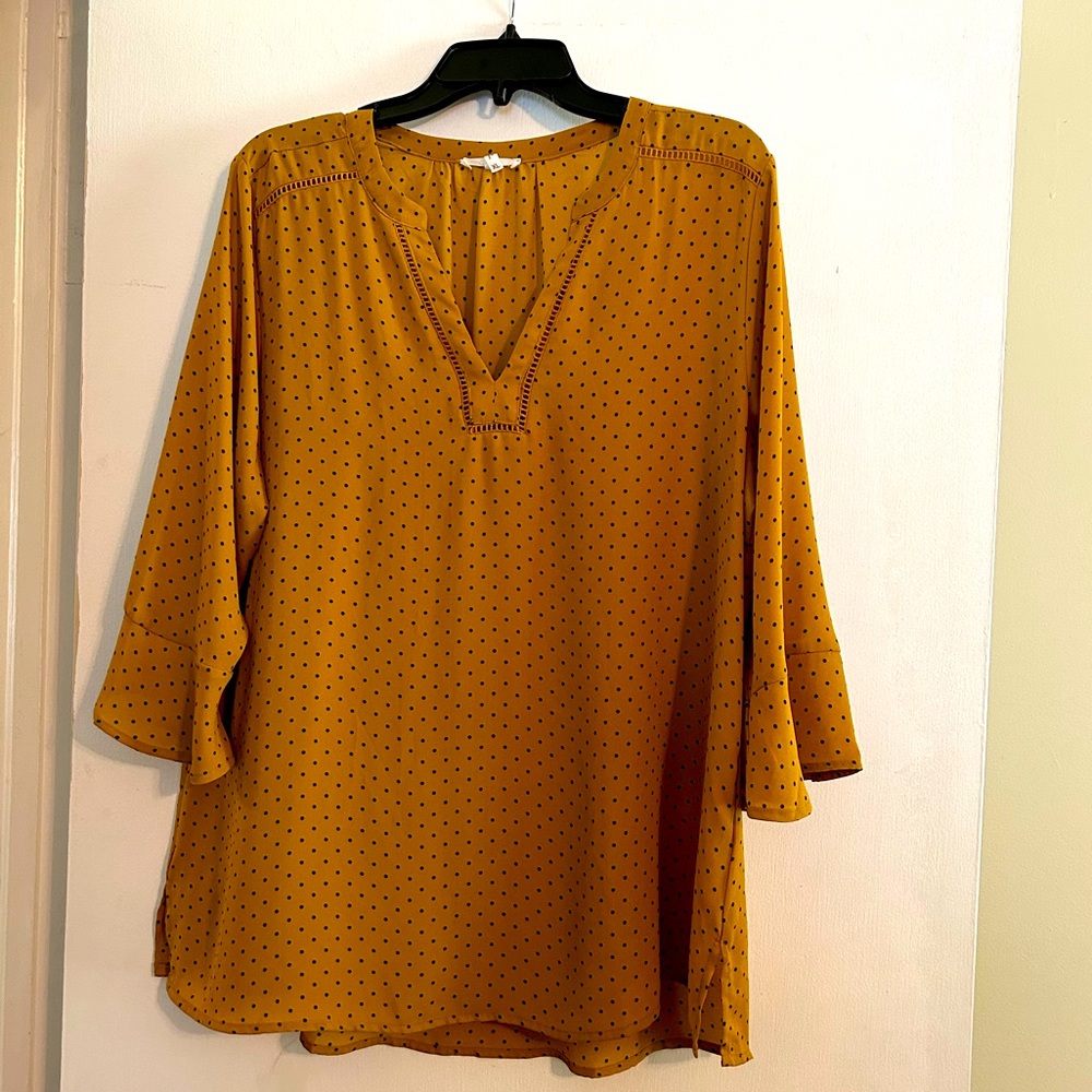 Women’s Blouse - XL